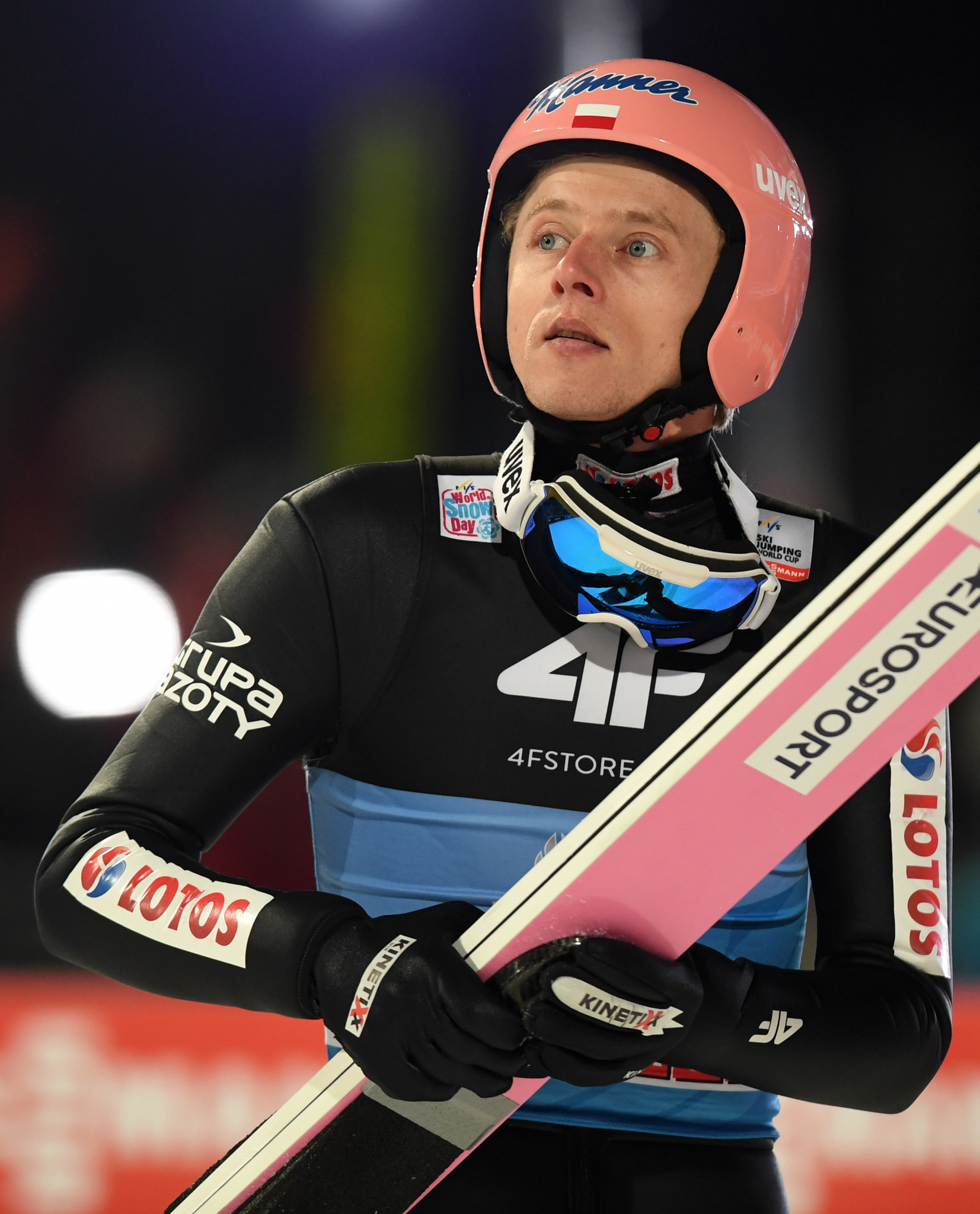 Kubacki set fair to claim Four Hills Tournament title in Bischofshofen after qualifying safely