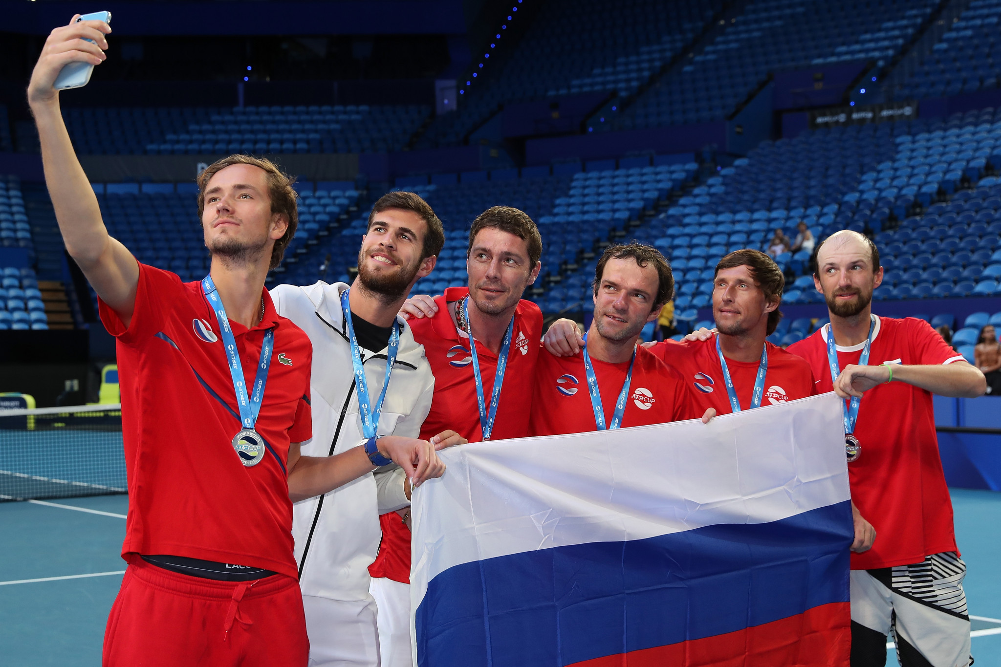 Russia celebrate advancing to the ATP Cup last eight ©Getty Images