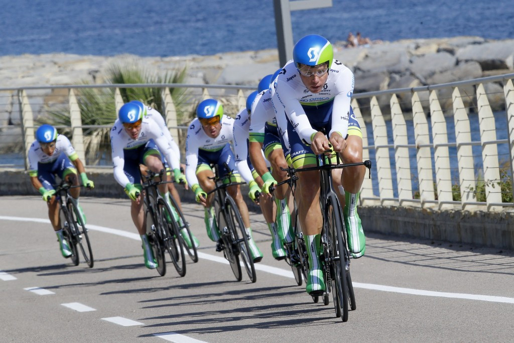 Orica-GreenEdge produced an excellent performance to win the opening stage from  San Lorenzo al Mare and San Remo