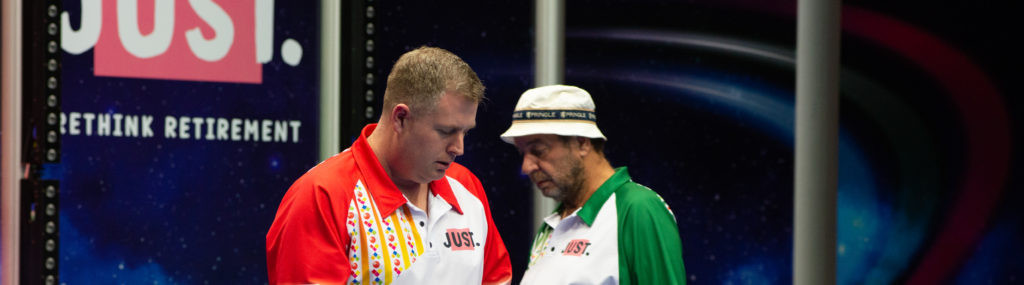 England's Robert Paxton proved too strong for South Africa's Craig Rimmington ©World Bowls Tour
