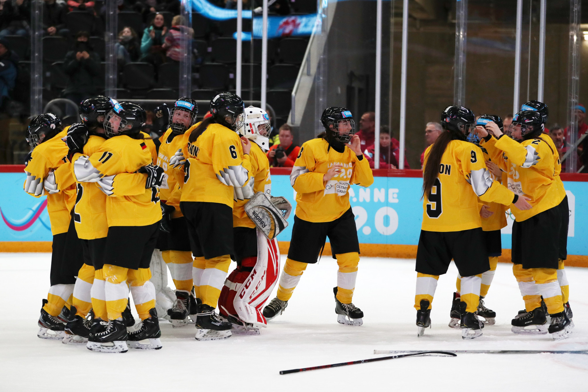 The Yellow team celebrated victory in the women's competition ©Getty Images