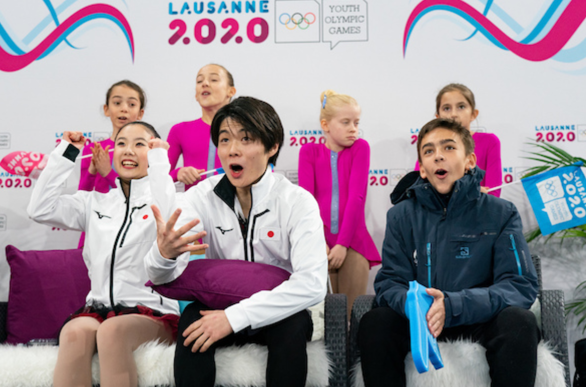 Japan's Utana Yoshida and Shingo Nishiyama won the ice dance competition ©OIS/Jed Leceister