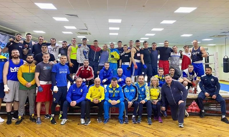 The Ukrainian national boxing team held its first training session of the year yesterday ©BFU