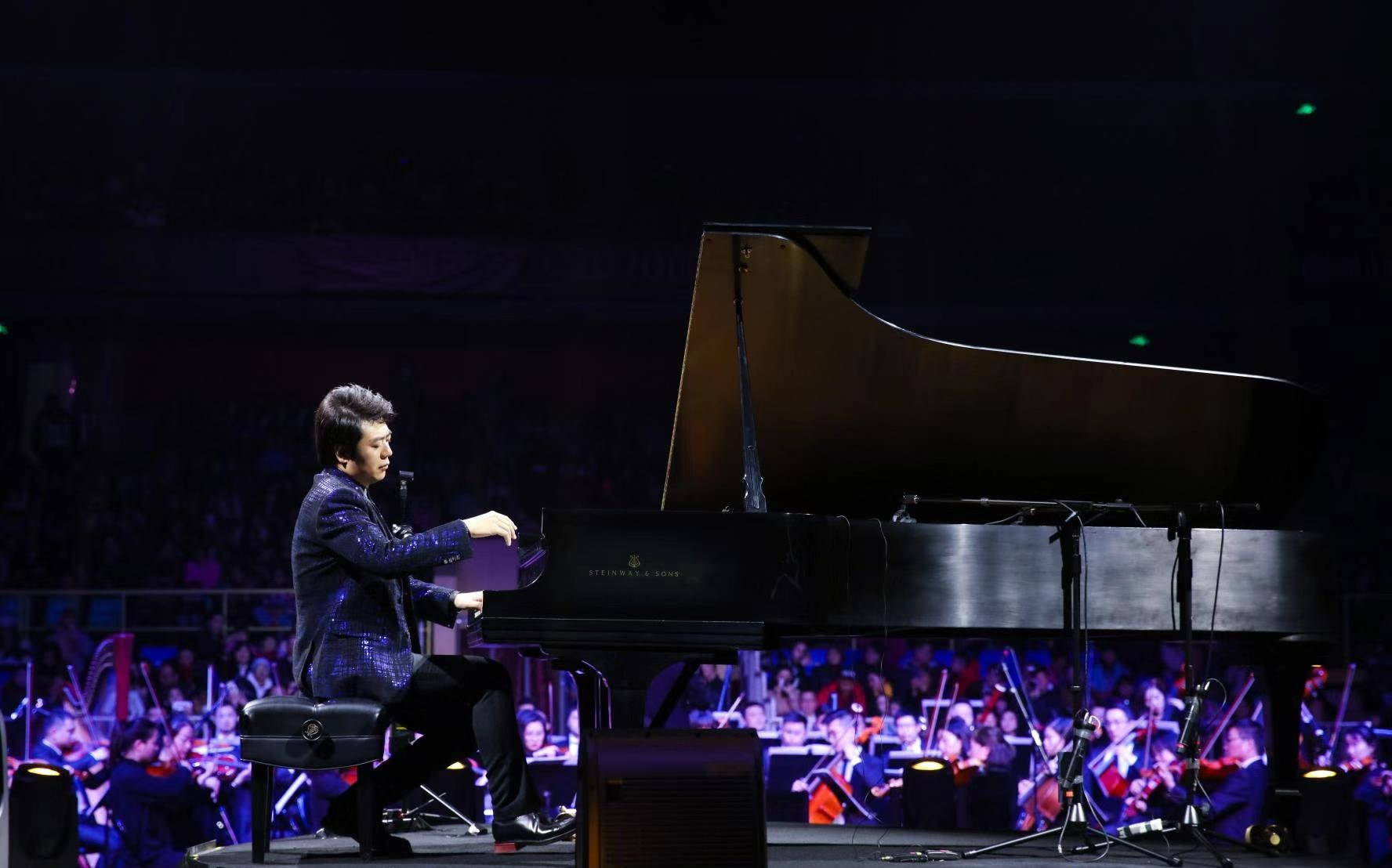 Lang Lang performed a number of recitals at the Sichuan Provincial Gymnasium ©Chengdu 2021