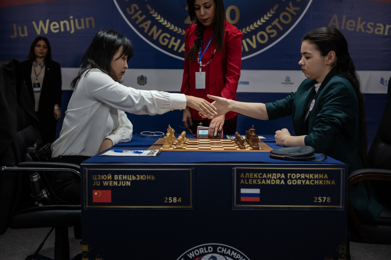 Ju Wenjun struck straight back against challenger Aleksandra Goryachkina in Vladivostok ©FIDE
