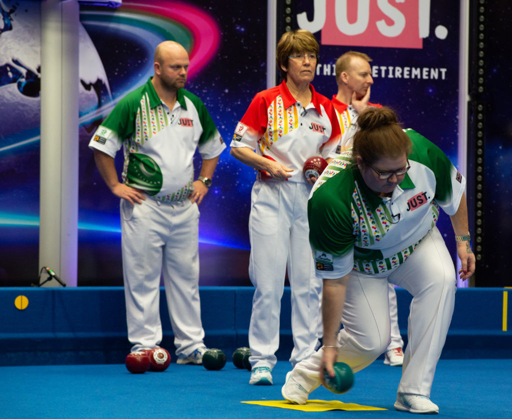 England's Nick Brett and Wales' Marion Purcell defeated Scotland's Stewart Anderson and Lorna Cameron in the second semi-final of the mixed pairs ©World Bowls Tour
