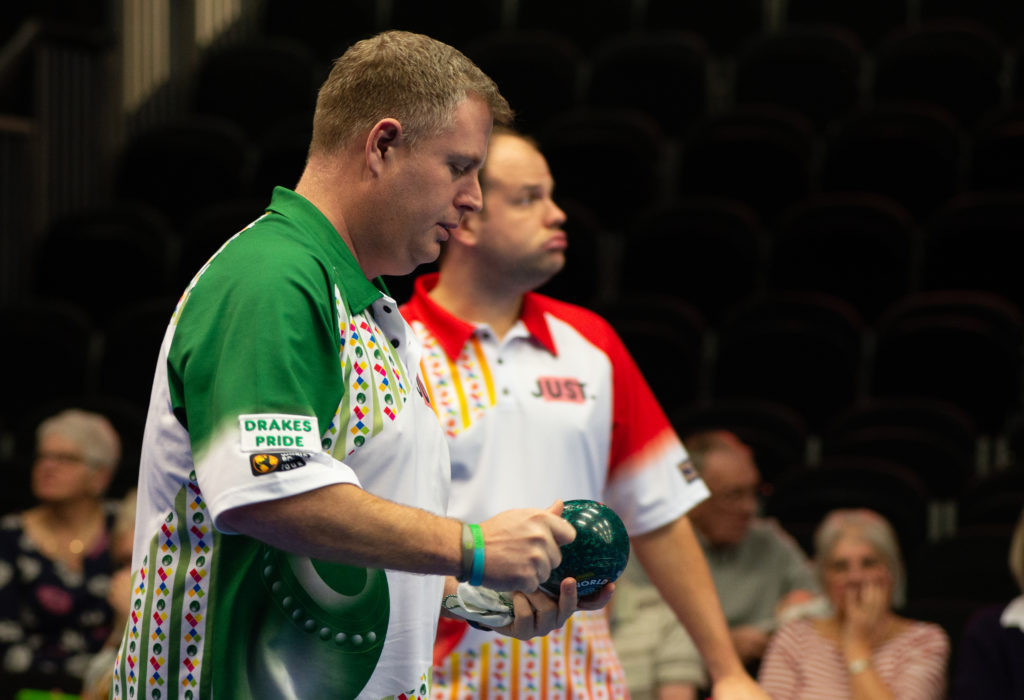 Robert Paxton beat fellow Englishman Jamie Chestney in the last-16 of the open singles event ©World Bowls Tour