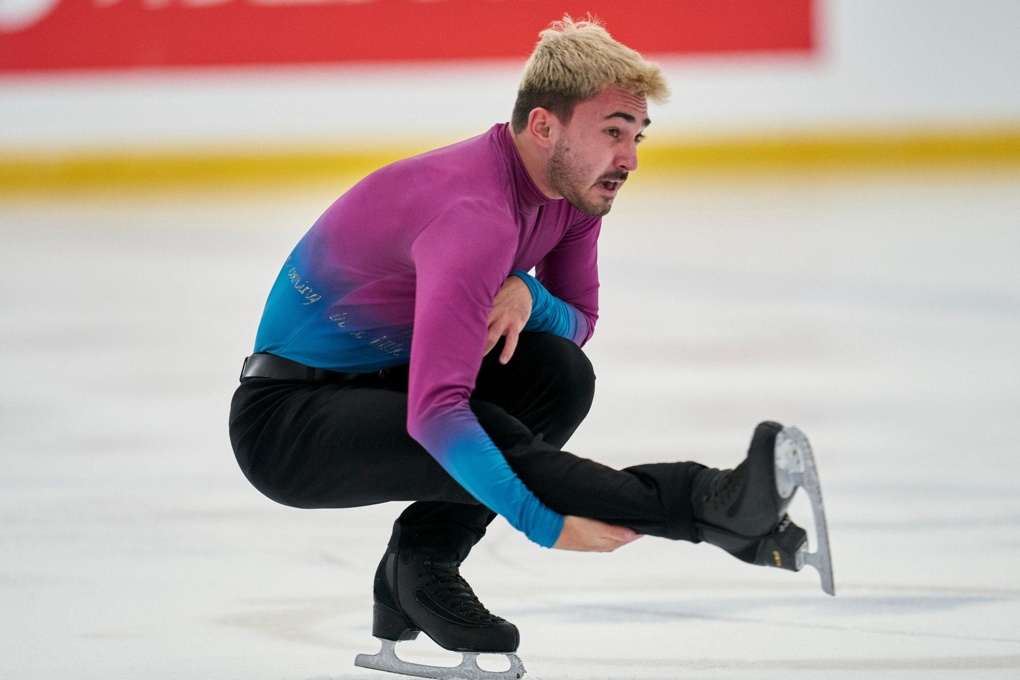 Fernández retirement leaves men's singles title up for grabs at ISU European Figure Skating Championships