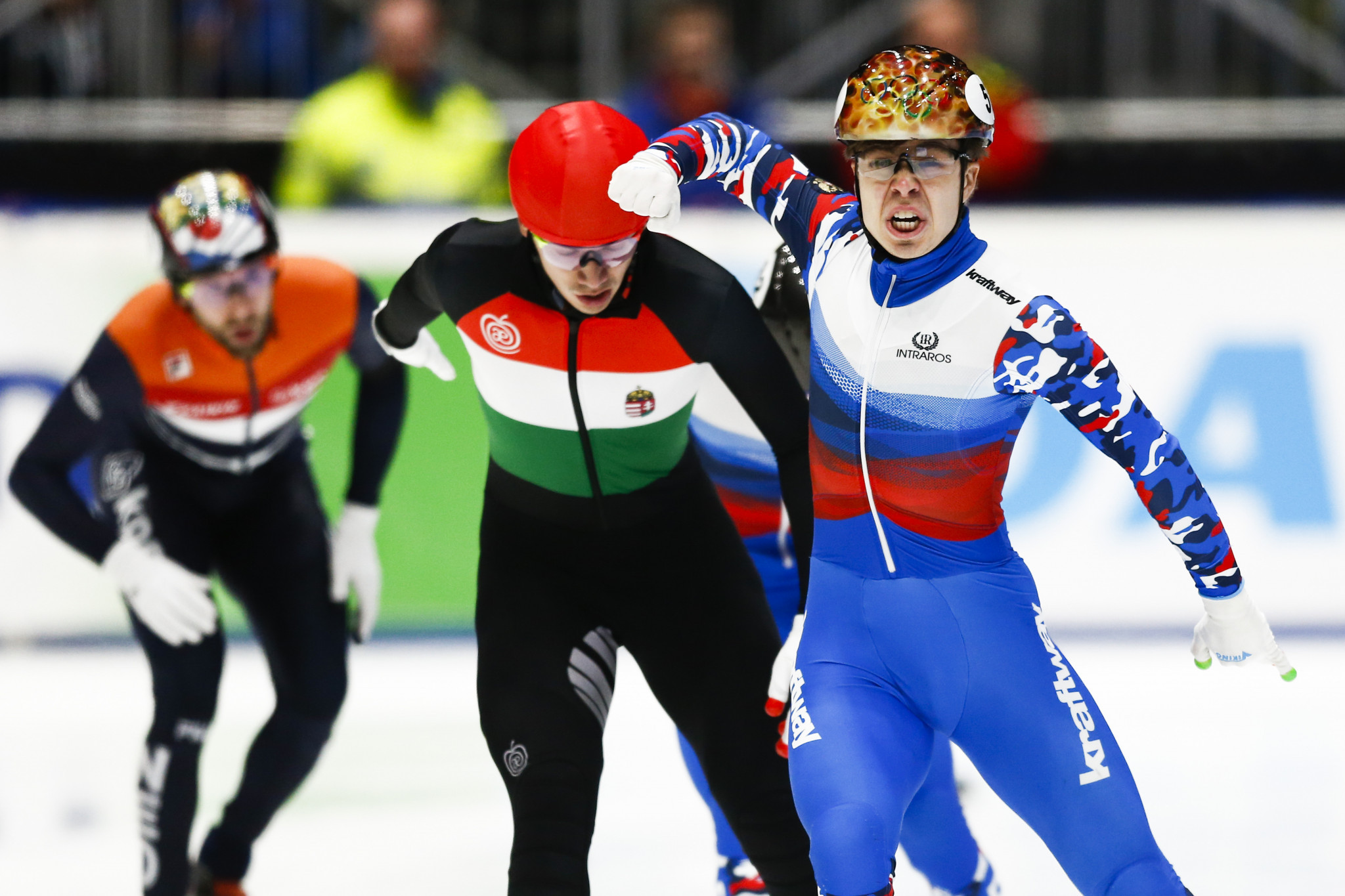 Semen Elistratov, right, of Russia celebrates winning the 1,000m final before Shaolin Sandor Liu of Hungary at the ISU European Short Track Speed Skating Championships in Dordrecht, 2019. ©Getty Images