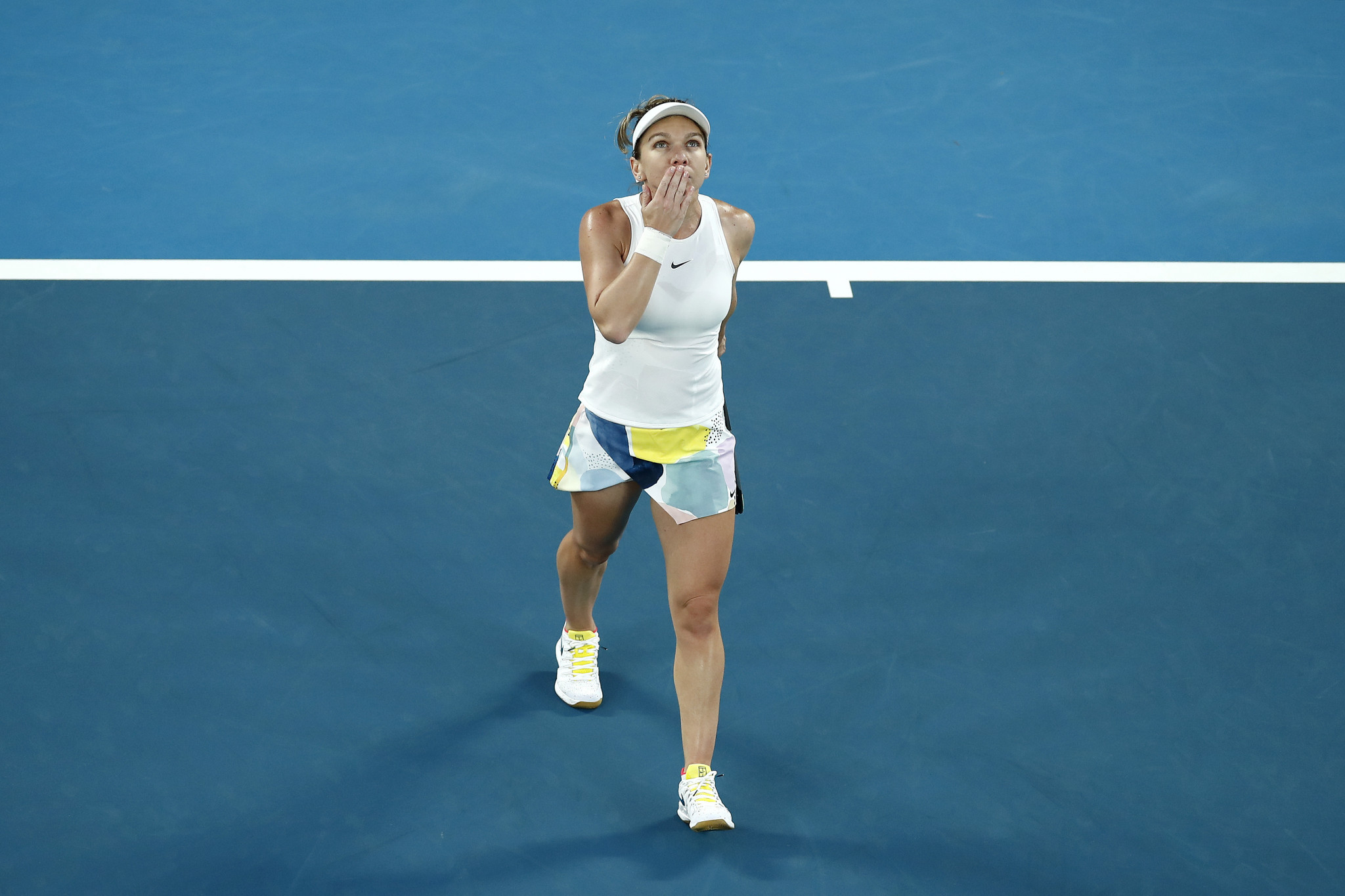 Wimbledon champion Simona Halep celebrates her win over Harriet Dart ©Getty Images