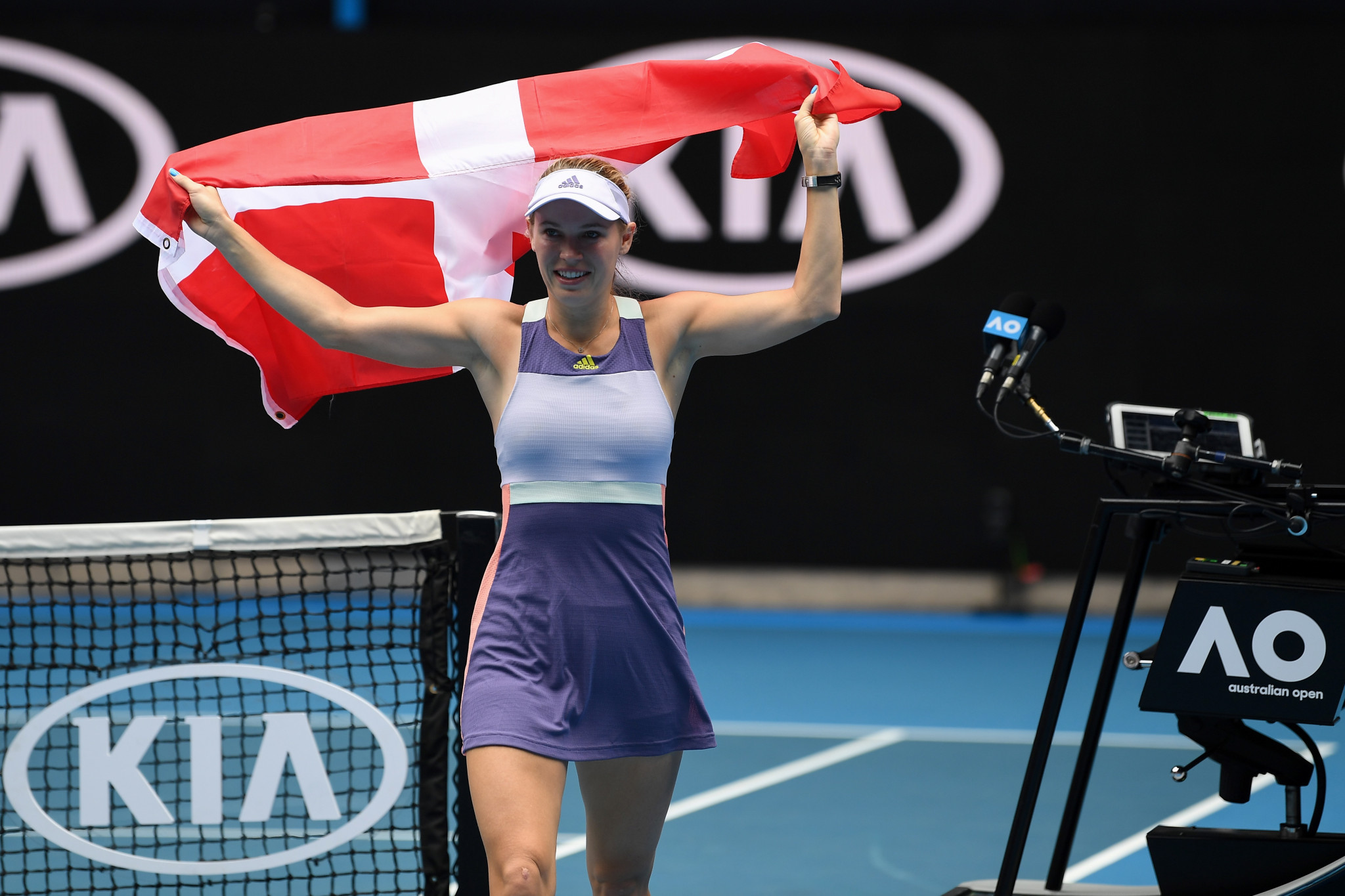 Caroline Wozniacki of Denmark played her last professional tennis match, losing 7-5, 3-6, 7-5 to Ons Jabeur of Tunisia ©Getty Images