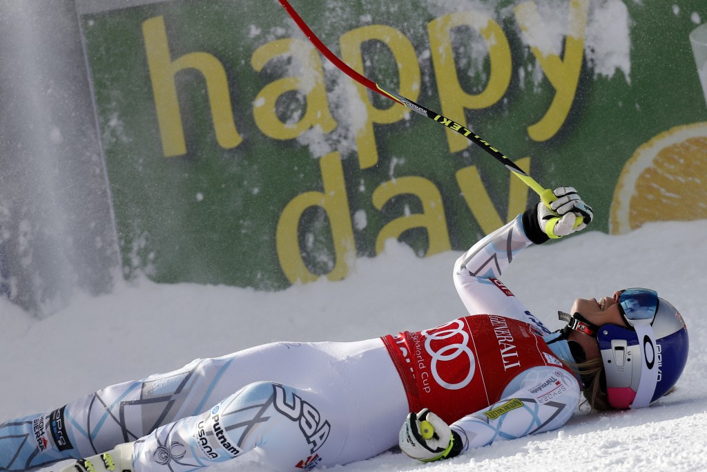 Lindsey Vonn celebrates a near perfect weekend at Lake Louise ©Getty Images
