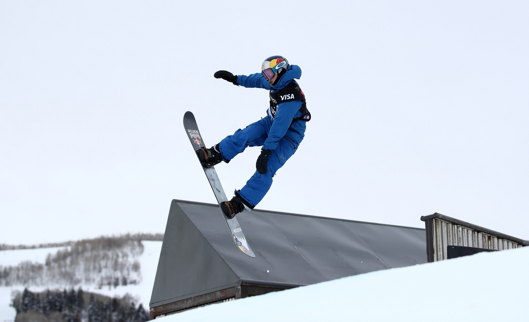 Thorgren and Murase take lead in qualifying at Snowboard Slopestyle World Cup in Silvaplana