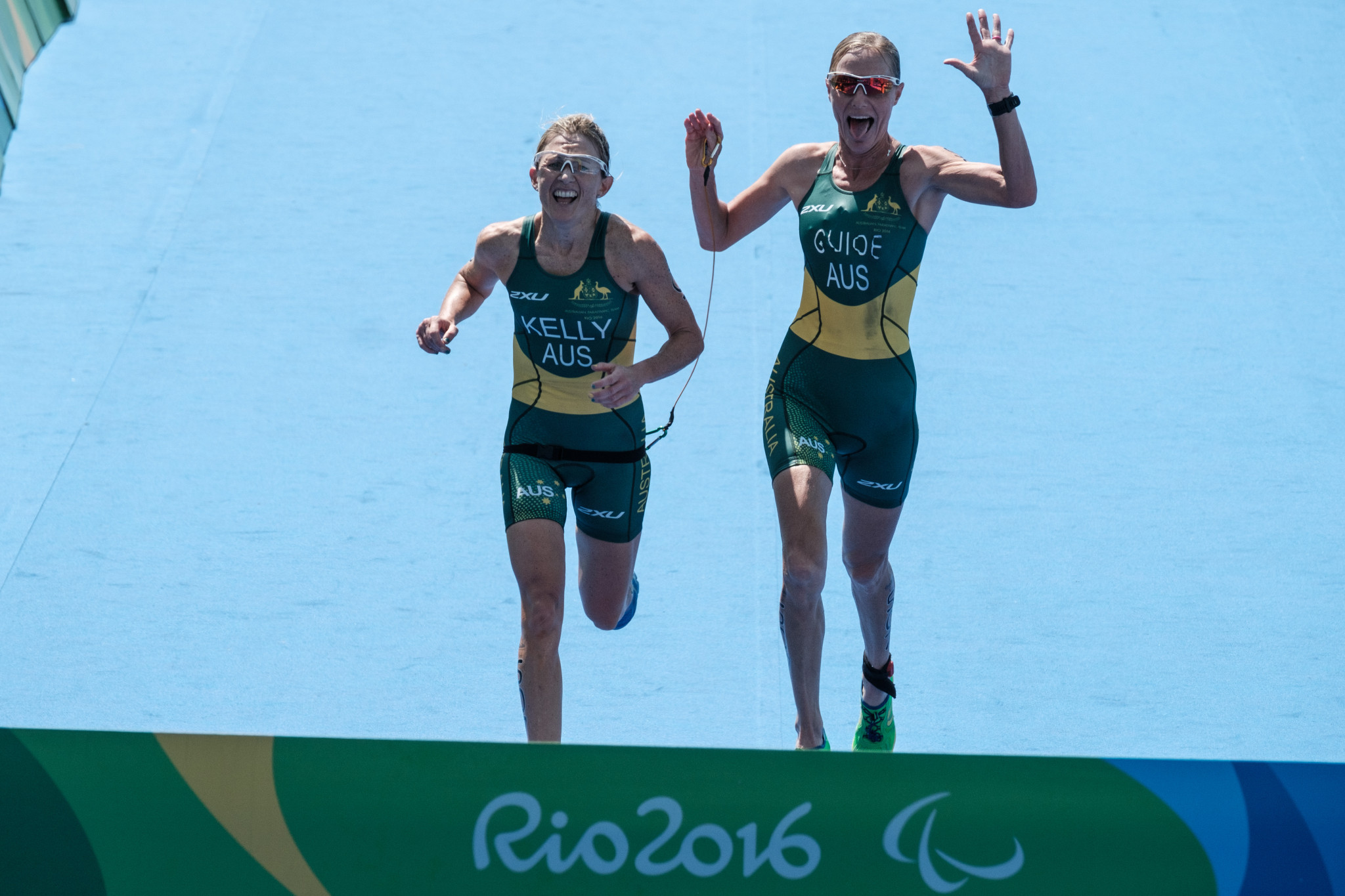 Australia's Katie Kelly and her guide Michellie Jones win at Rio 2016 ©Getty Images