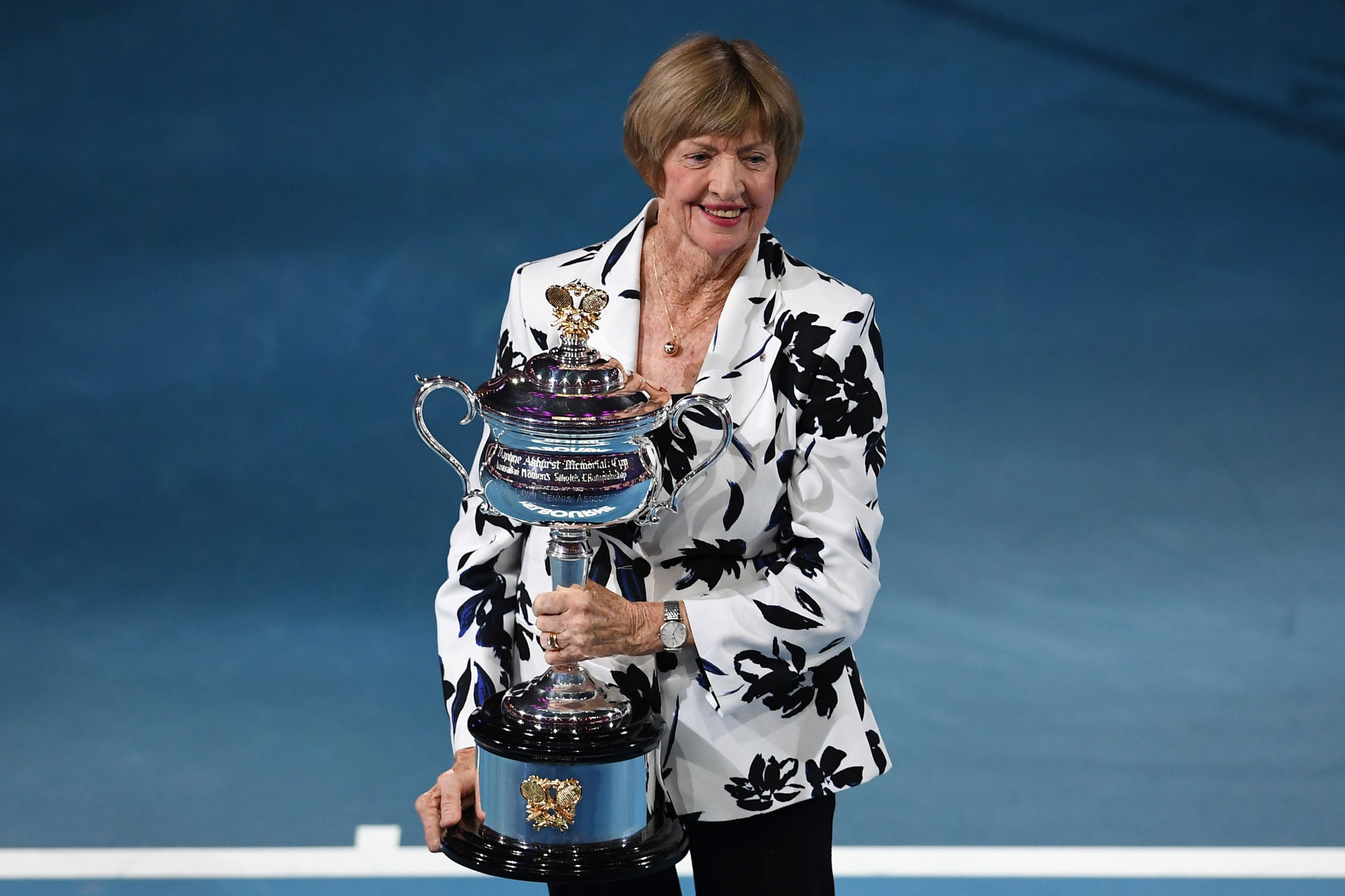 Margaret Court received a replica Australian Open trophy to honour her achievements ©Getty Images