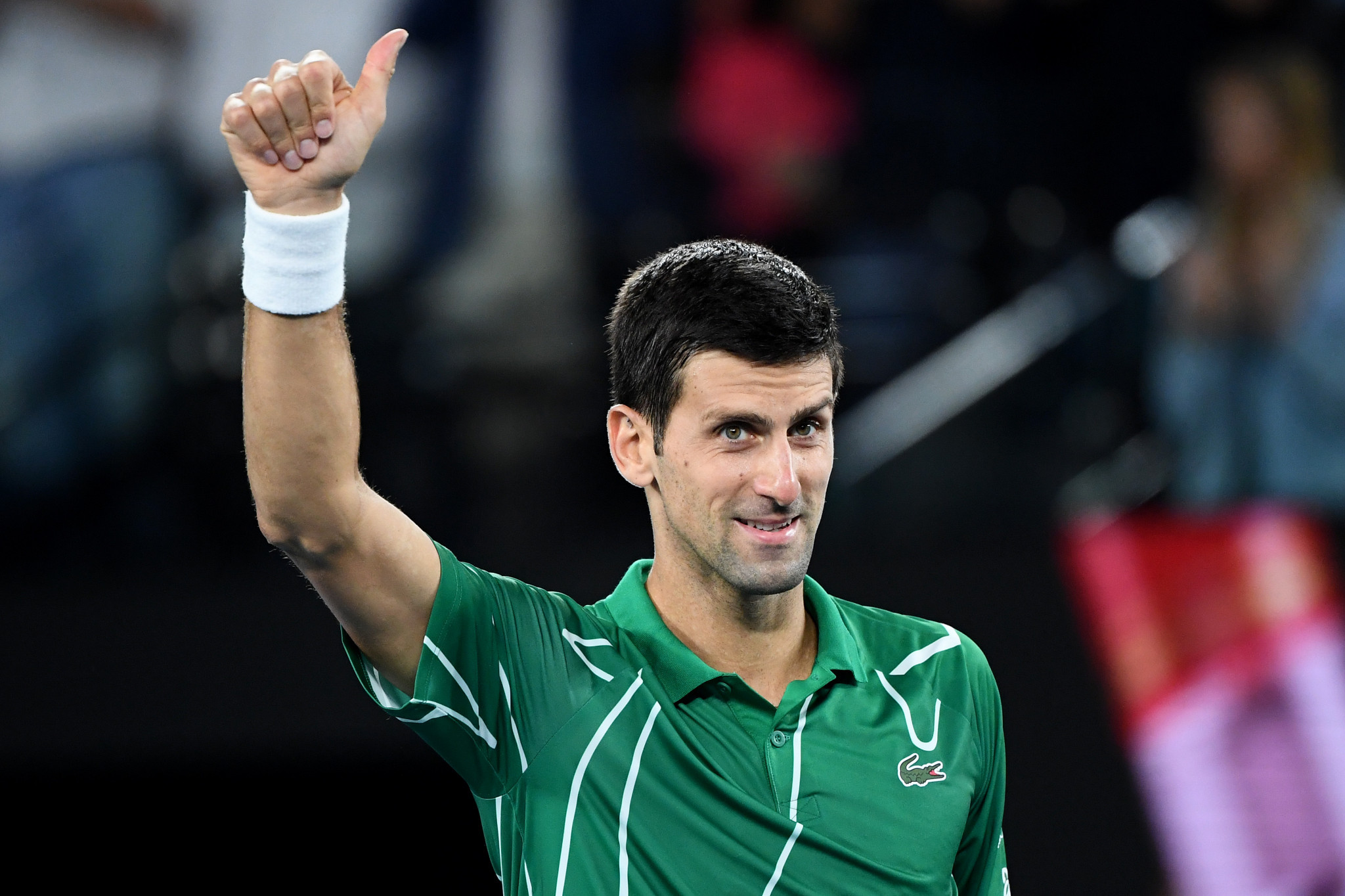 Defending champion Novak Djokovic beat Canada's Milos Raonic in straight sets ©Getty Images