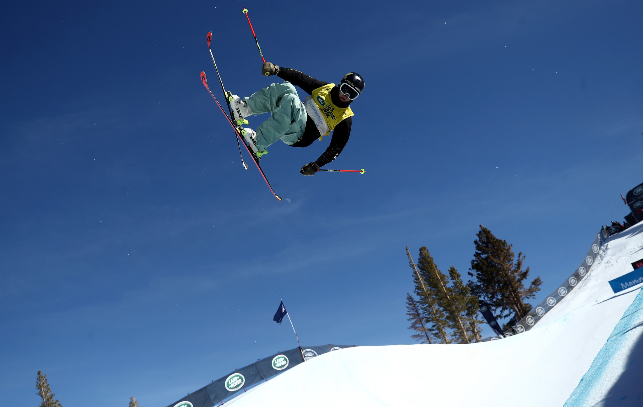 Blunck delivers sensational performance to win Halfpipe World Cup title in Mammoth Mountain