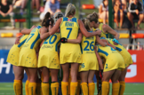 Australia required a last gasp winner to edge past hosts Argentina ©FIH