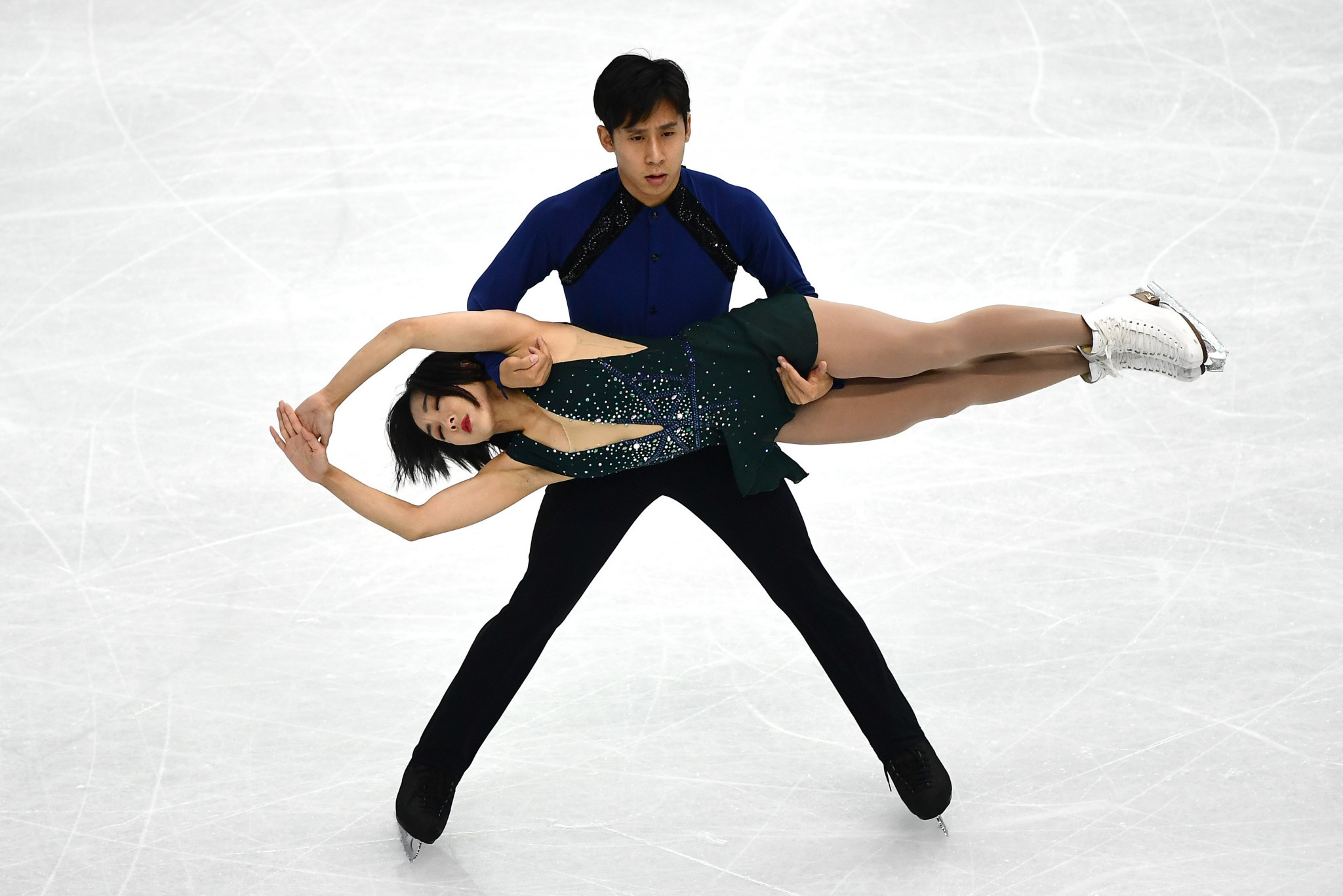 Wenjing Sui and Cong Han will aim for a sixth pairs title ©Getty Images