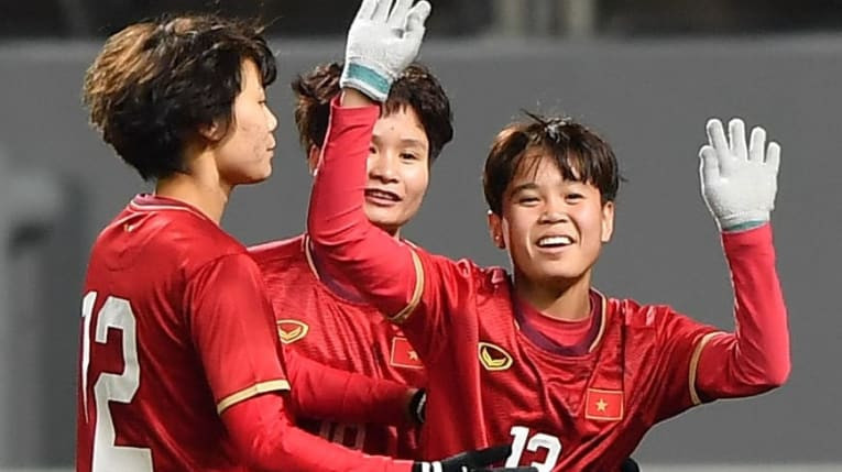 Vietnam beat Myanmar 1-0 today to go through ©AFC
