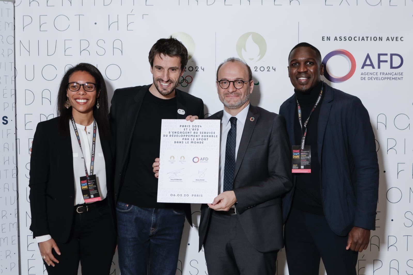 Paris 2024 signed an agreement with the French Development Agency ©Twitter