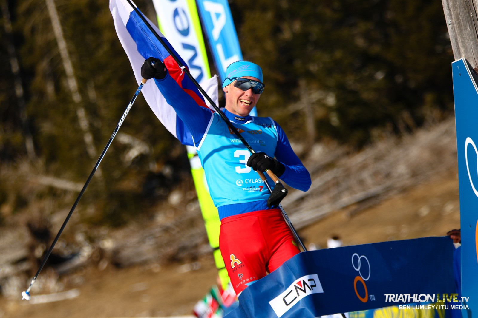 Pavel Andreev won his eighth straight world title ©Twitter/World Triathlon