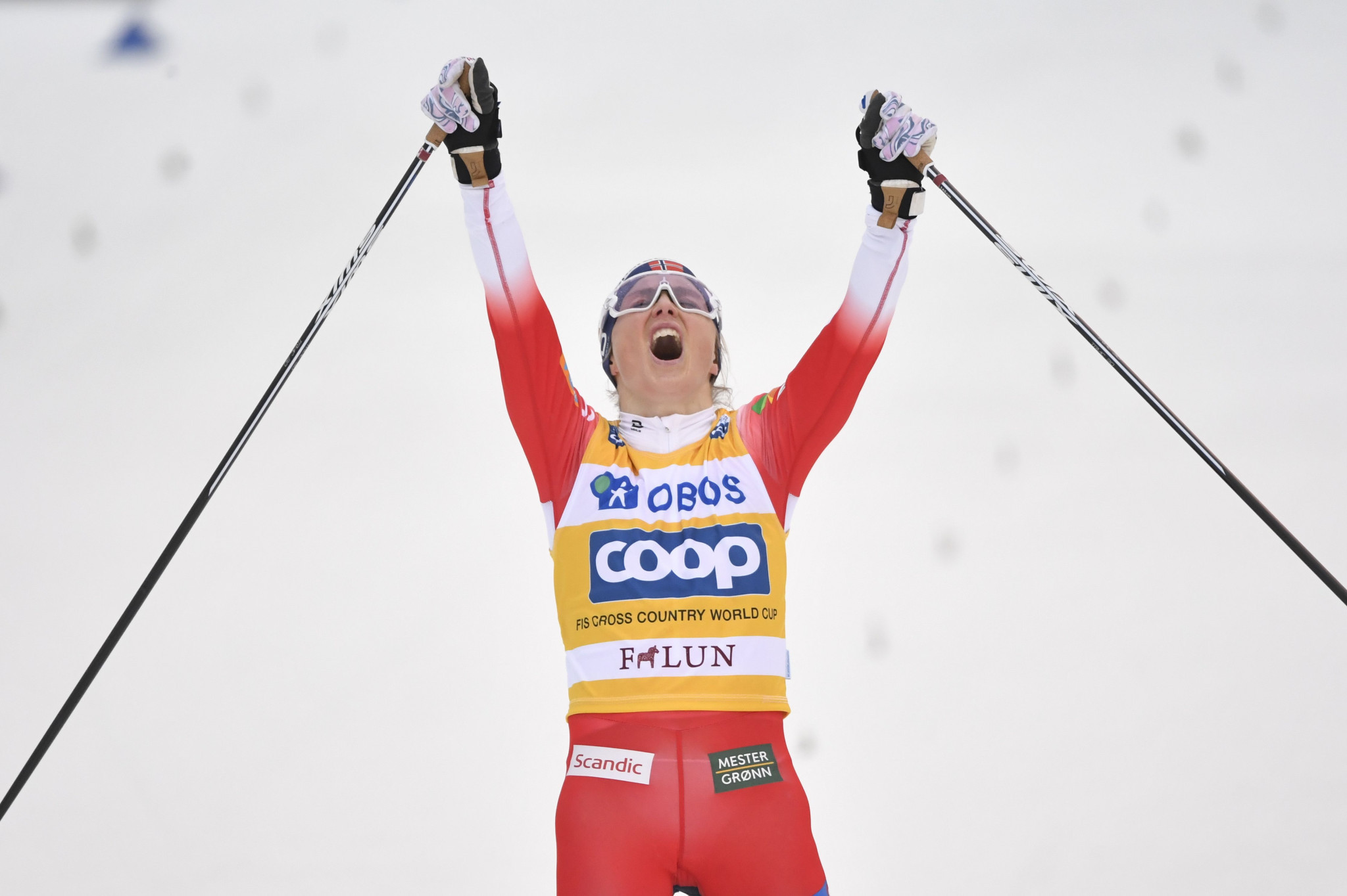 Bolshunov and Johaug win in Falun to extend FIS Cross-Country World Cup lead 