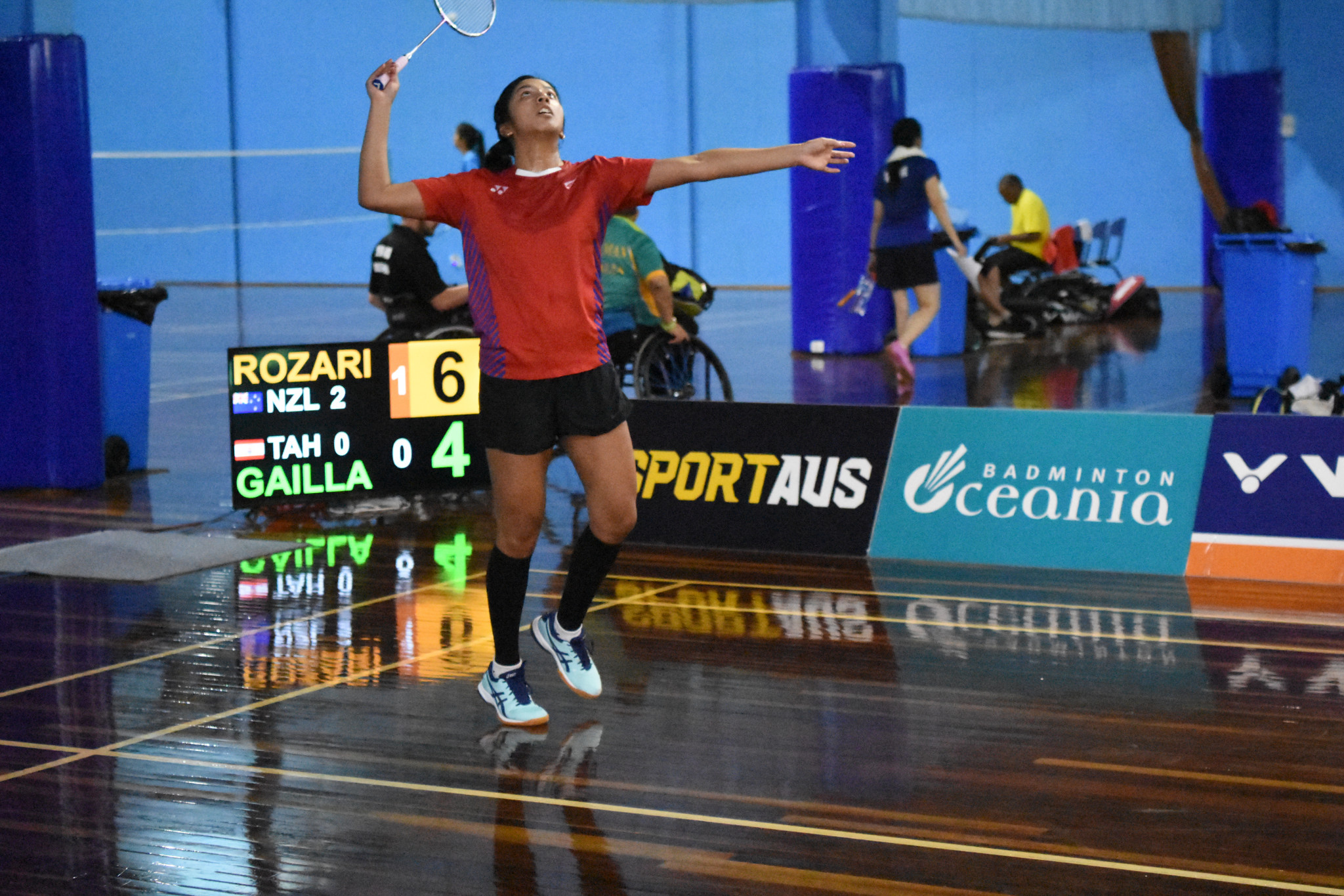 Catelyn Rozario of New Zealand on her way to take her nation's third win over Tahiti ©Badminton Oceania
