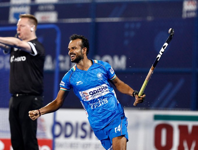 India snatched a bonus point after overcoming Australia in a shoot-out in the FIH Pro League ©FIH