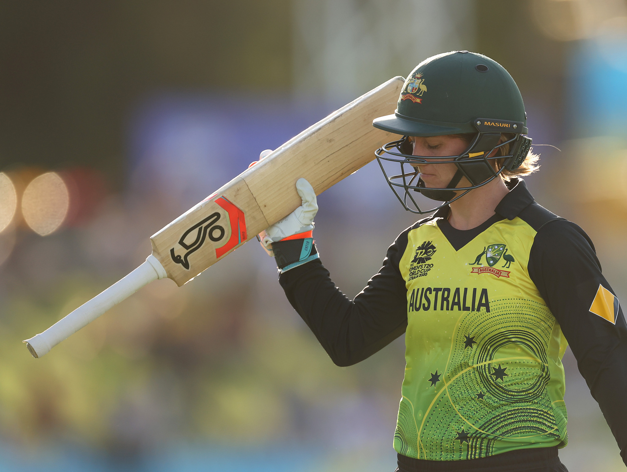 Australia recover from major scare to beat Sri Lanka at Women's T20 World Cup