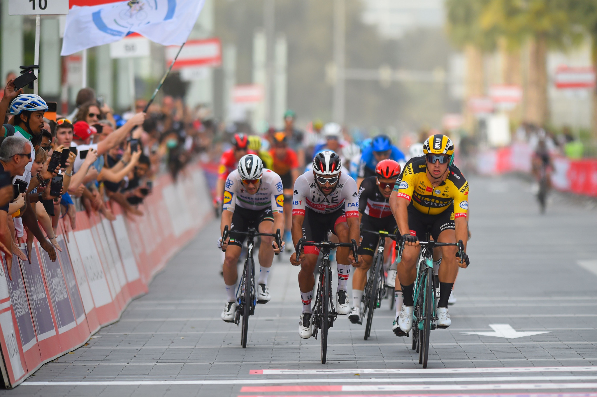 Dylan Groenewegen crossed the line ahead of Colombia's Fernando Gaviria and Germany's Pascal Ackermann ©Getty Images