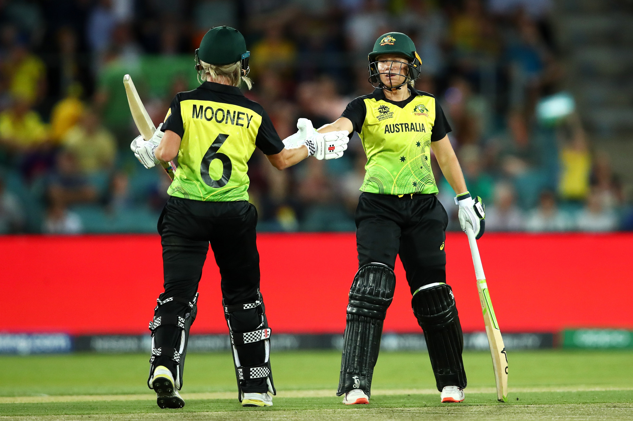 Alyssa Healy and Beth Mooney produced a massive opening partnership in Australia's win over Bangladesh ©Getty Images