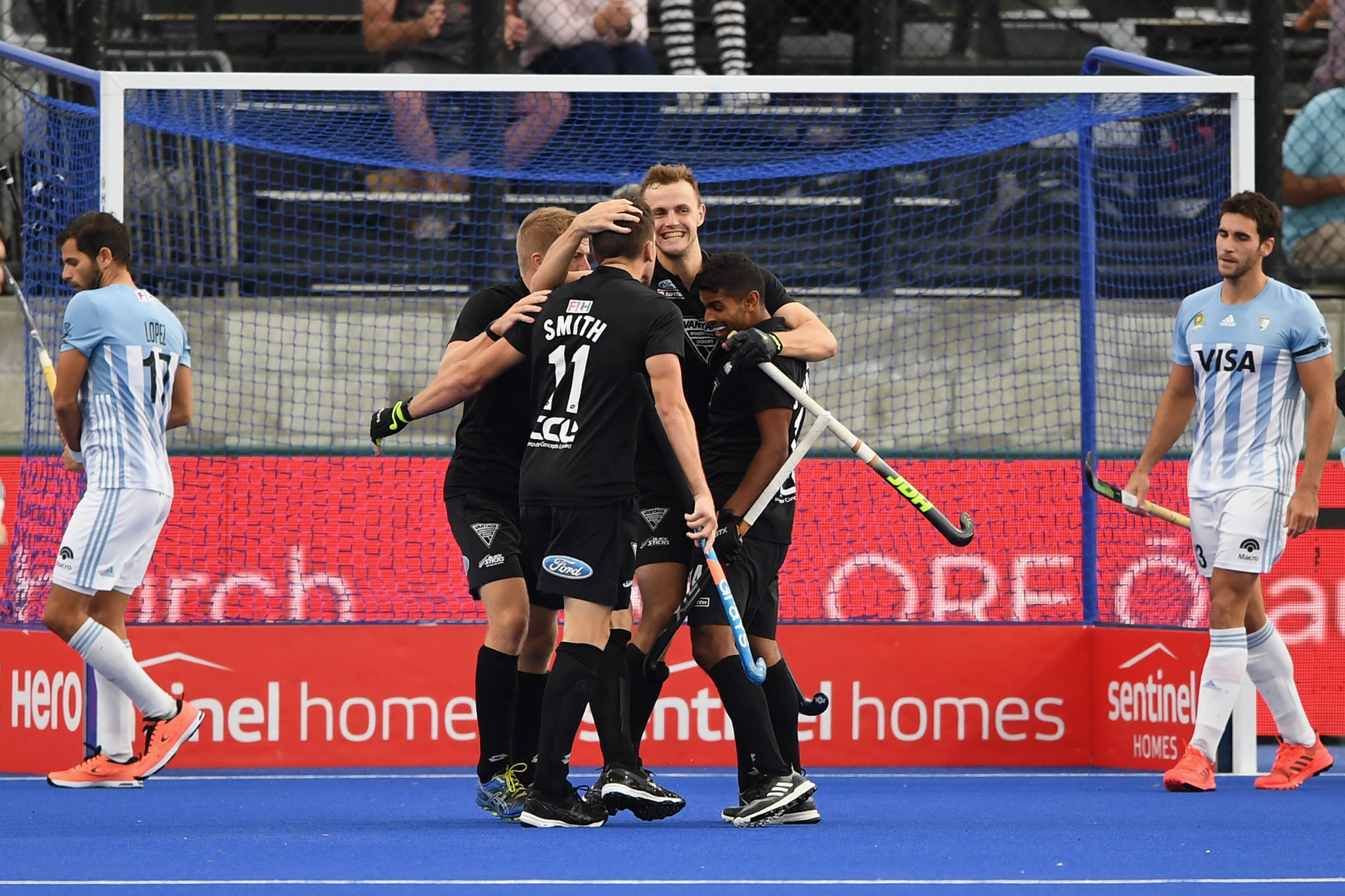 New Zealand won 5-3 in their men's match in Christchurch ©Getty Images