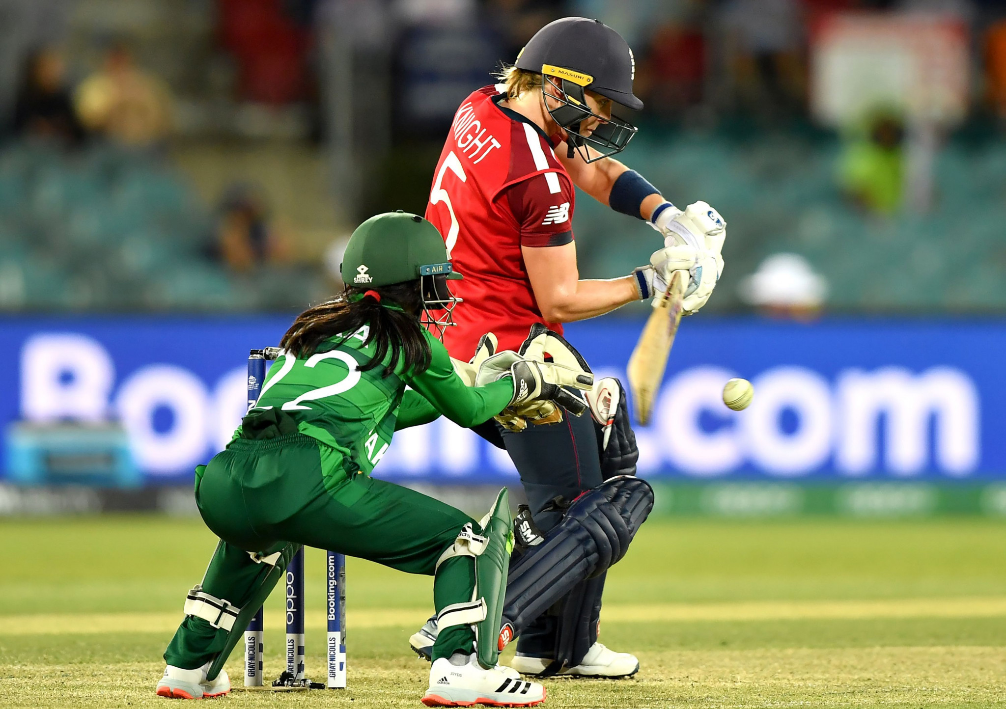 Captain Heather Knight top-scored for England as they beat Pakistan by 42 runs ©Getty Images
