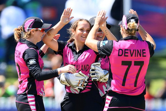 New Zealand avoid upset with victory over Bangladesh at Women's T20 World Cup