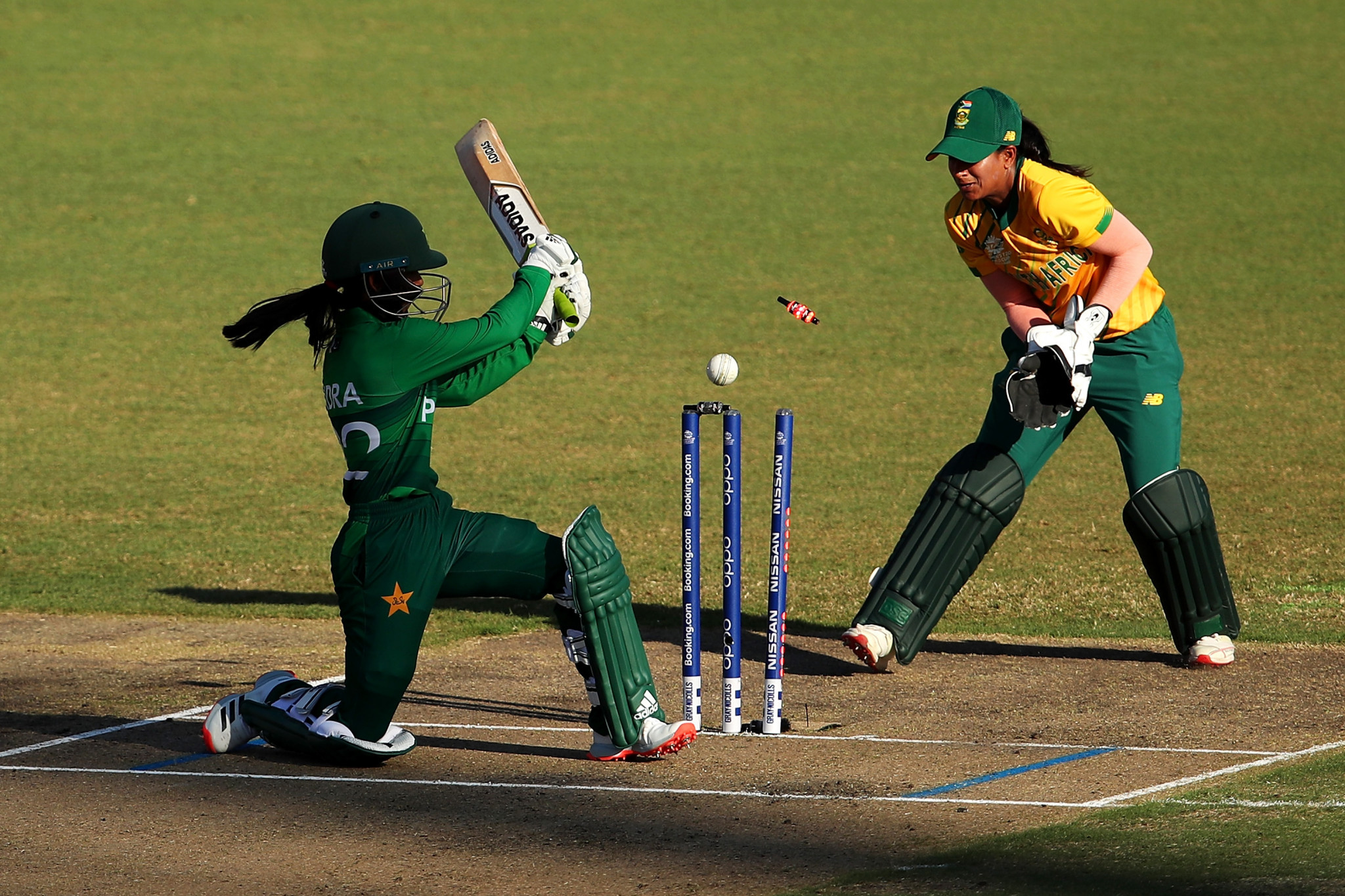 Sidra Nawaz of Pakistan is dismissed by Nonkululeko Mlaba of South Africa during the ICC Women's T20 World Cup match in Sydney ©Getty Images