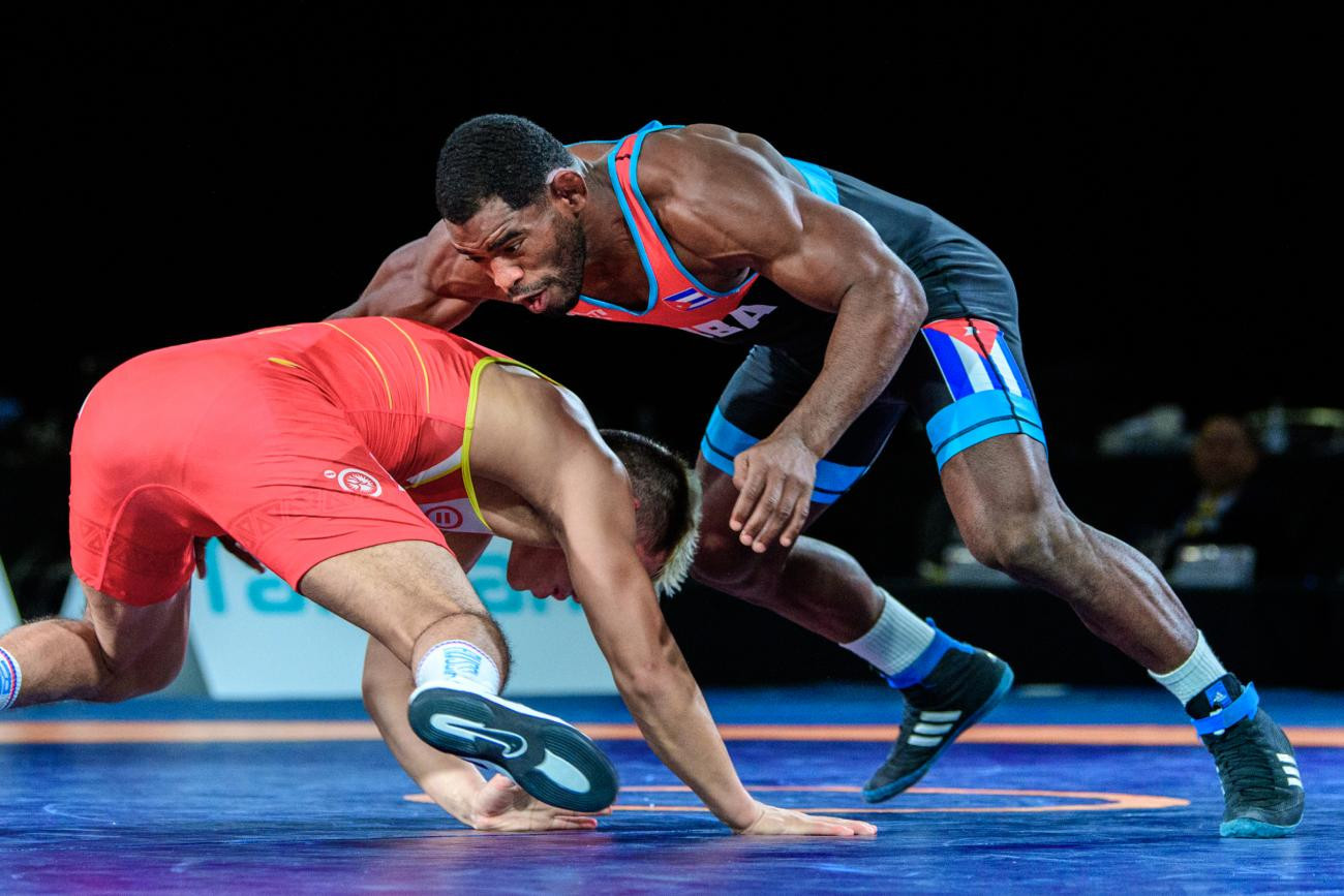 Olympic champions help US to six golds at Pan American Wrestling