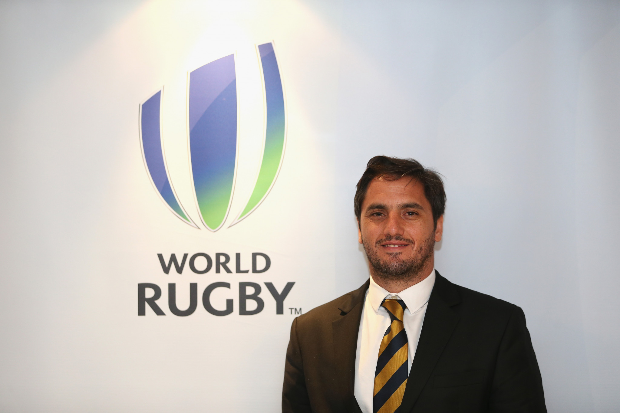 Agustín Pichot tabled a surprise late bid to unseat Sir Bill Beaumont as chairman of World Rugby ©Getty Images