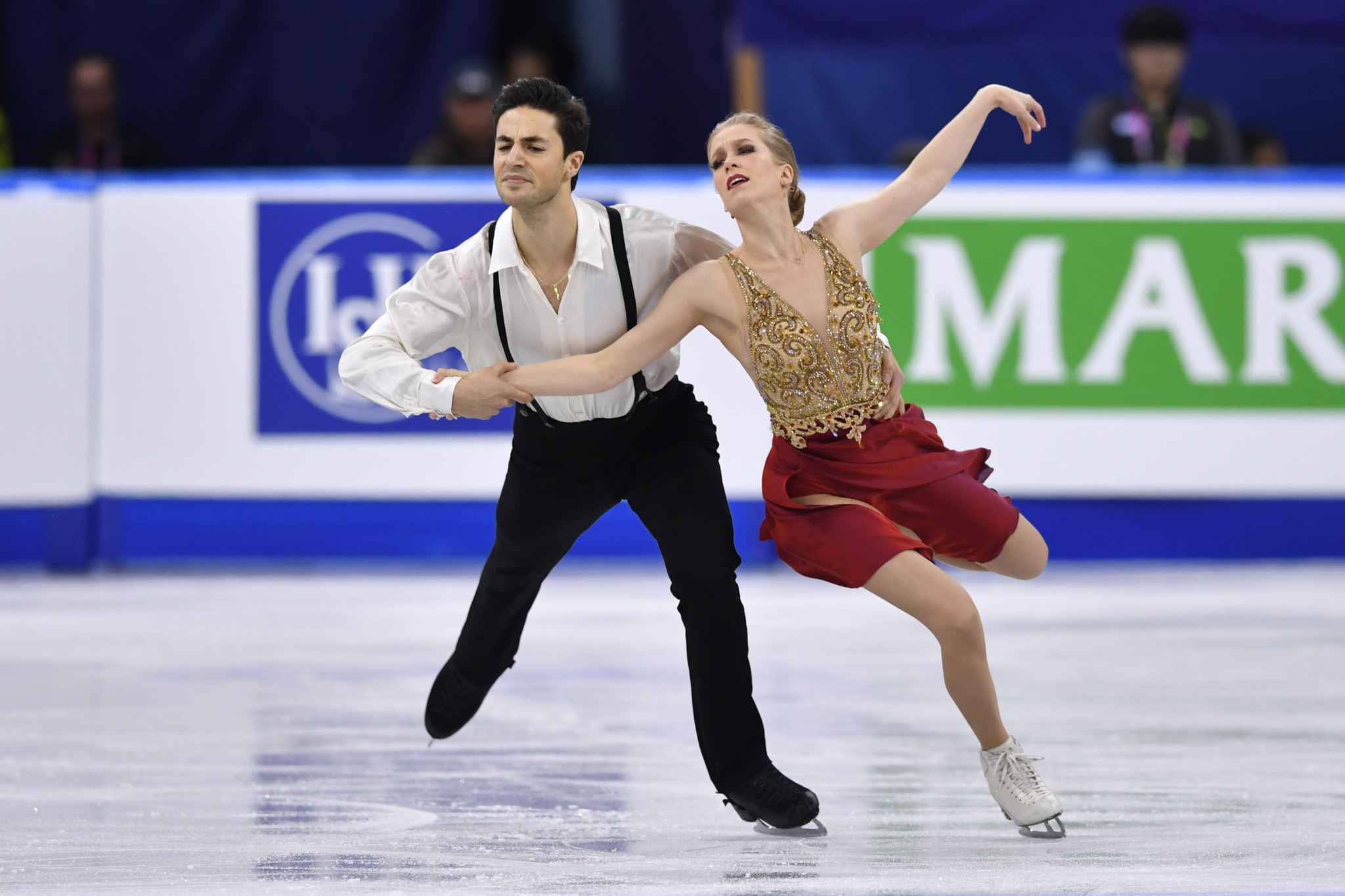 Kaitlyn Weaver won three World Championship medals in ice dance alongside Andrew Poje ©Getty Images
