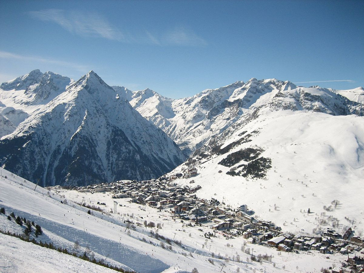 The Italian Ski Federation has entered into an exclusivity agreement with the Stelvio Pass to allow for safe training sessions as the pandemic subsides ©Wikipedia