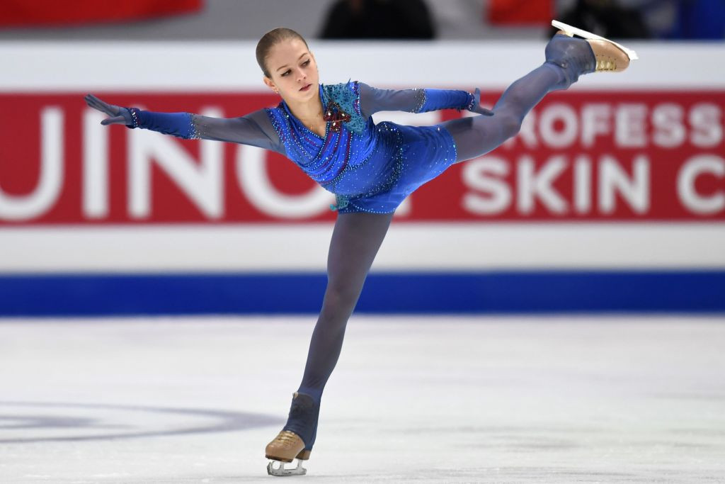 Russian figure skating star Trusova switches coach prior to new season