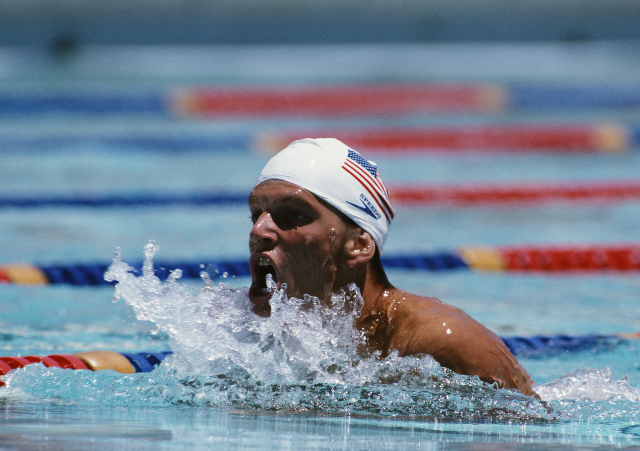 Steve Lundquist of Southern Methodist University and the United States competes in the Men's 100 metres Breaststroke race during the 10th Summer Universiade Games on 25th August 1979 in Mexico City, Mexico. © Tony Duffy/Getty Images