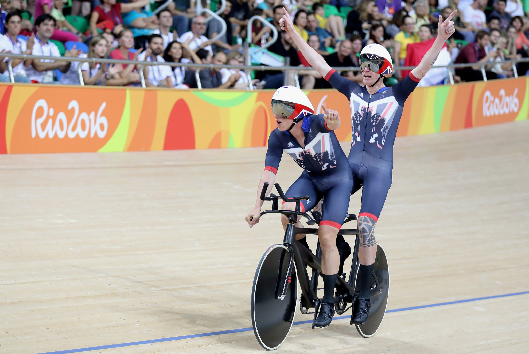 Steve Bate, piloted by Adam Duggleby, won two of Britain's 12 Para-cycling gold medals at Rio 2016 ©Getty Images
