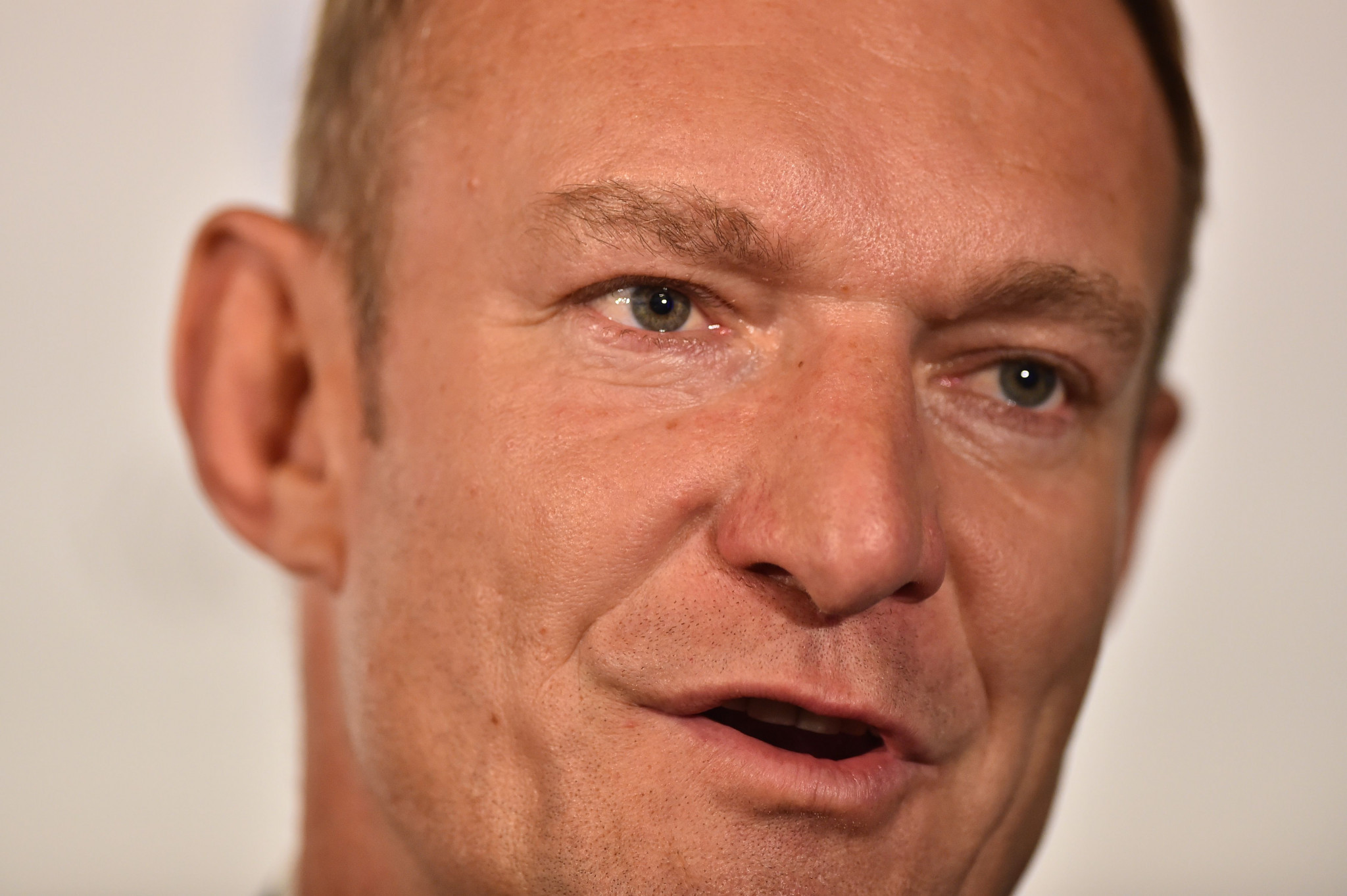 Francois Pienaar has said sport could return if the situation improves ©Getty Images