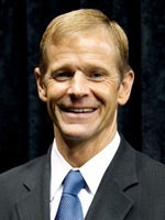 Peter Vidmar has resigned as chairman of USA Gymnastics' Board of Directors ©USA Gymnastics