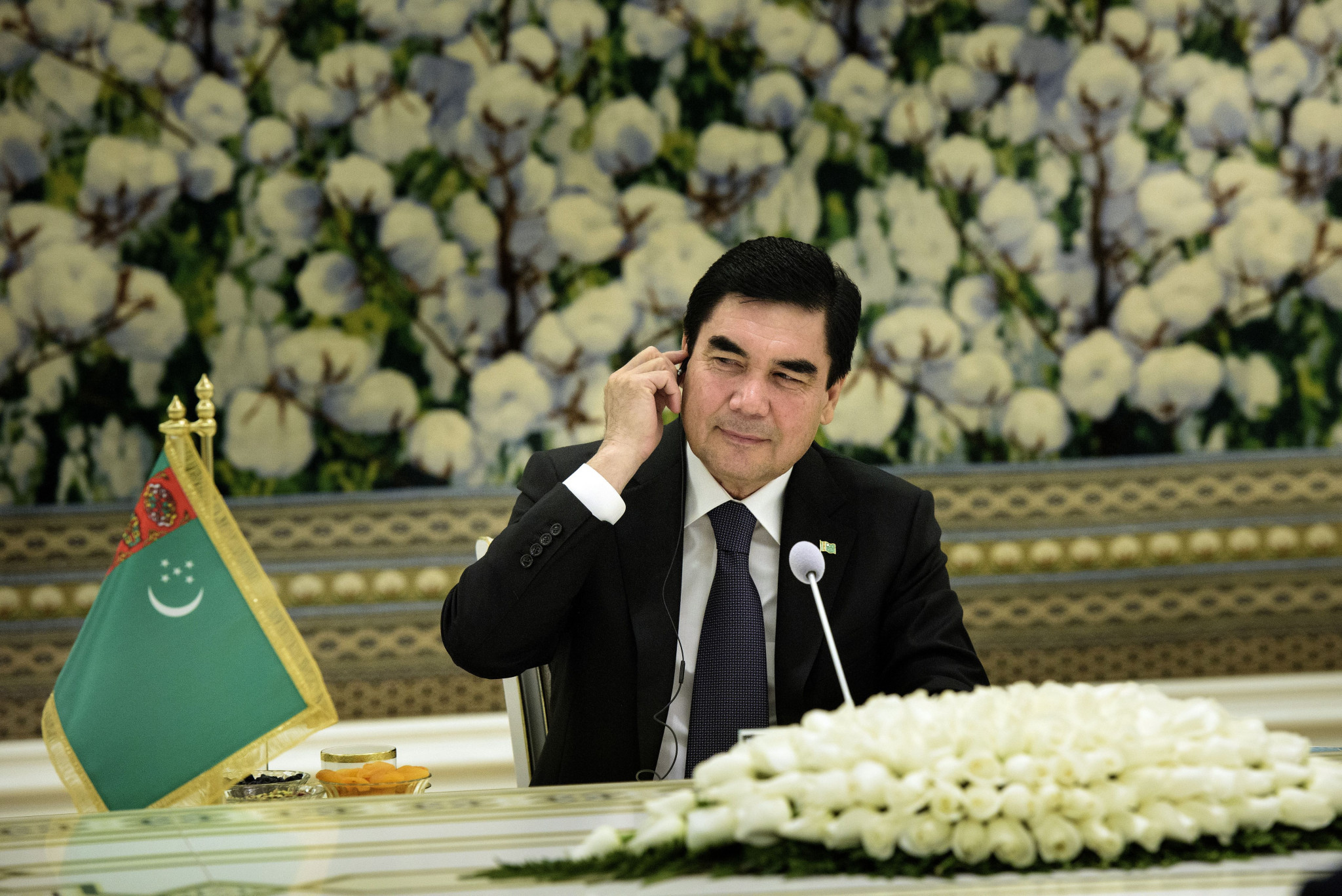 Gurbanguly Berdimuhamedov was awarded the UCI Order ©Getty Images