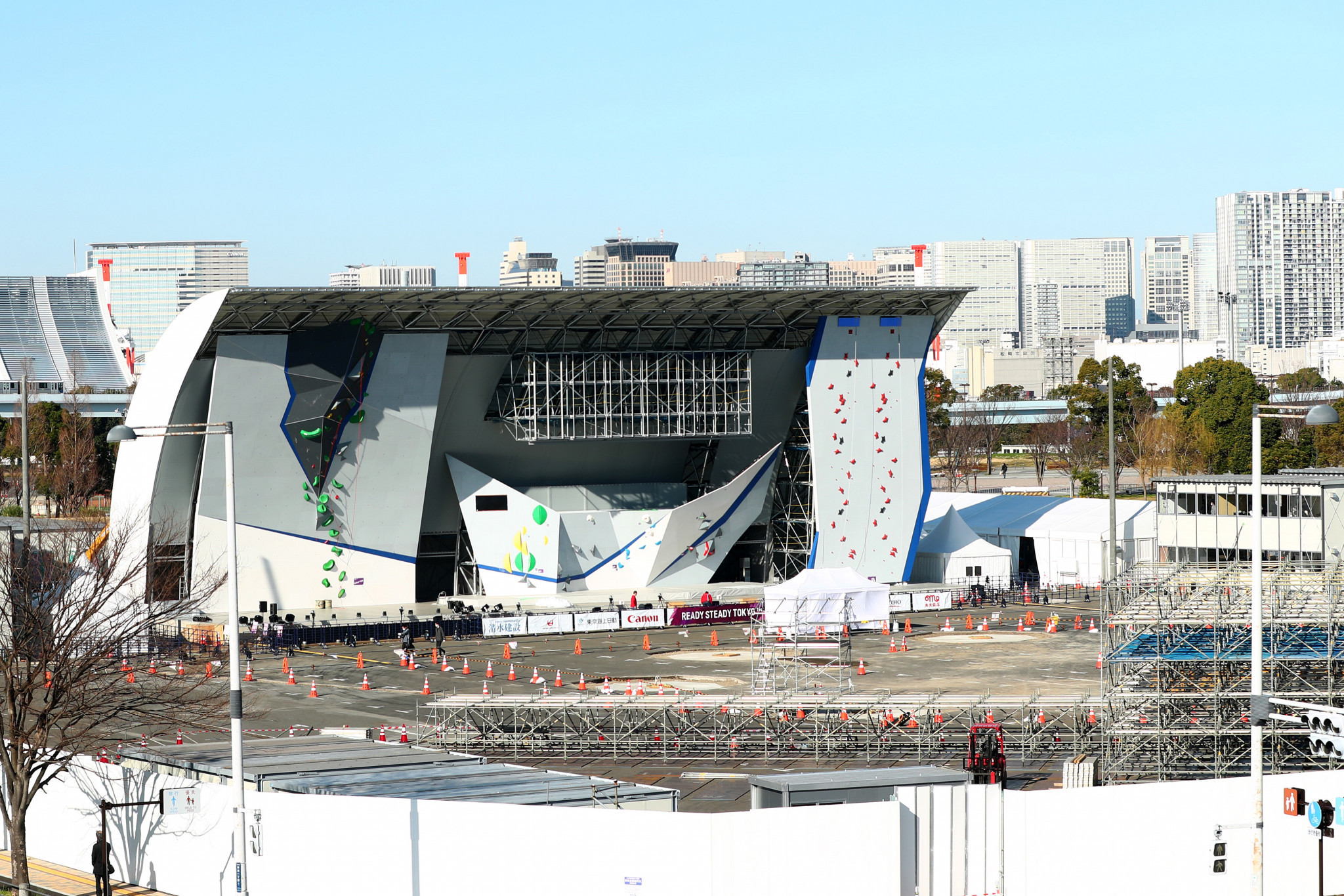 Tokyo 2020 take down temporary stands at Aomi Urban Sports Park