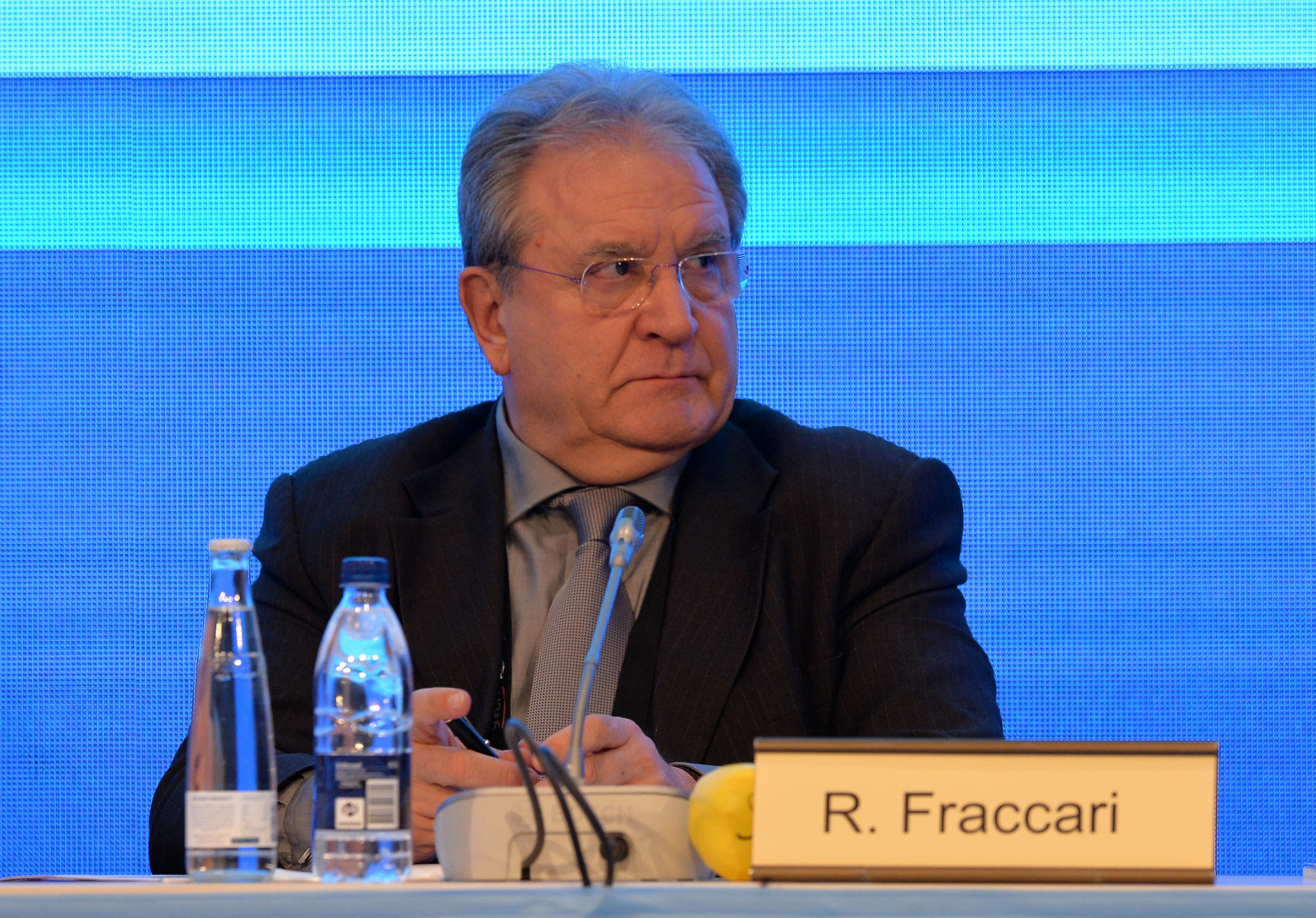 Fraccari urges baseball and softball to "come together to help refugees"