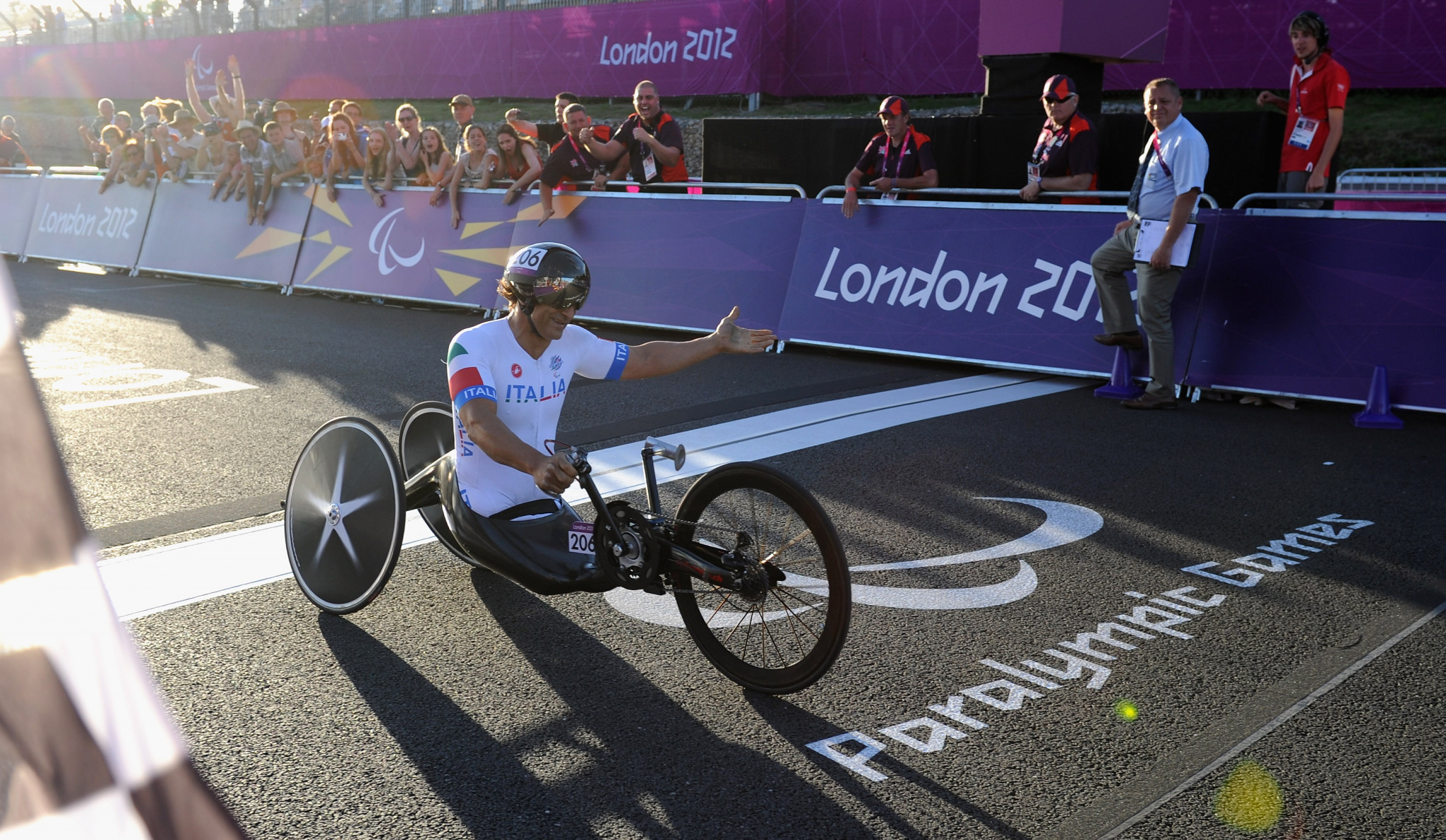Alex Zanardi earned two gold medals at the London 2012 Olympic Games ©Getty Images