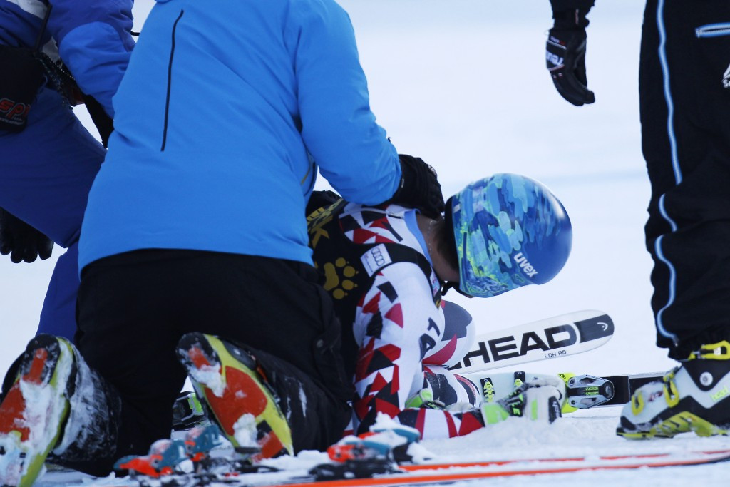 Matthias Mayer being treated following his crash ©Getty Images